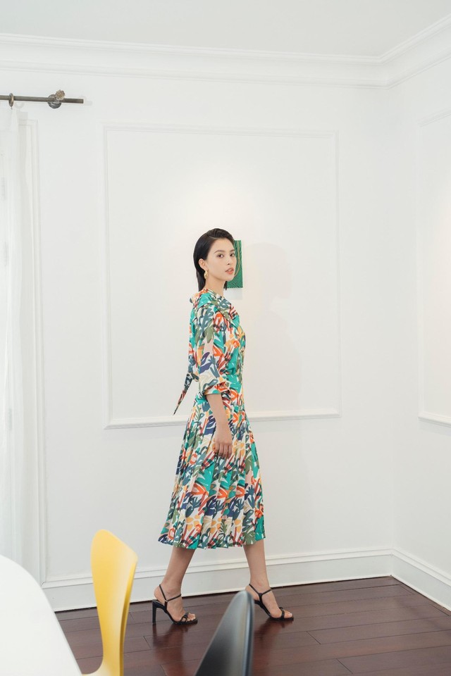 Hoa hậu Tiểu Vy thanh lịch với thời trang công sở của NTK Nguyễn Chí Nghĩa - Ảnh 6.