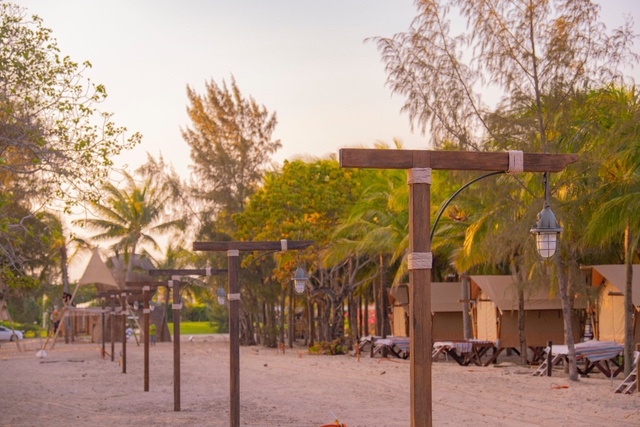 Có gì trong Hola Beach – thiên đường check-in mới nổi hot tại Bình Thuận - Ảnh 1.