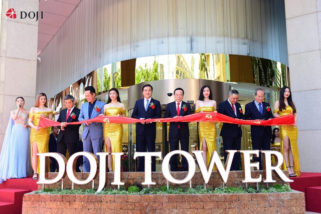 Khai trương DOJI Tower và Trung tâm trang sức cao cấp tại TP HCM - Ảnh 1.