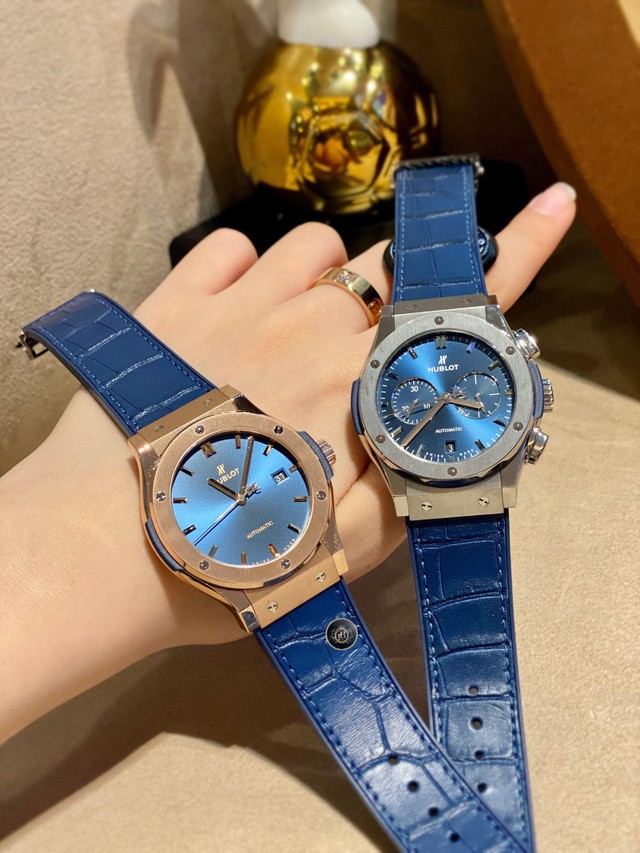 Boss Luxury tư vấn 5 mẫu đồng hồ mặt số màu xanh dành cho quý ông - Ảnh 4.