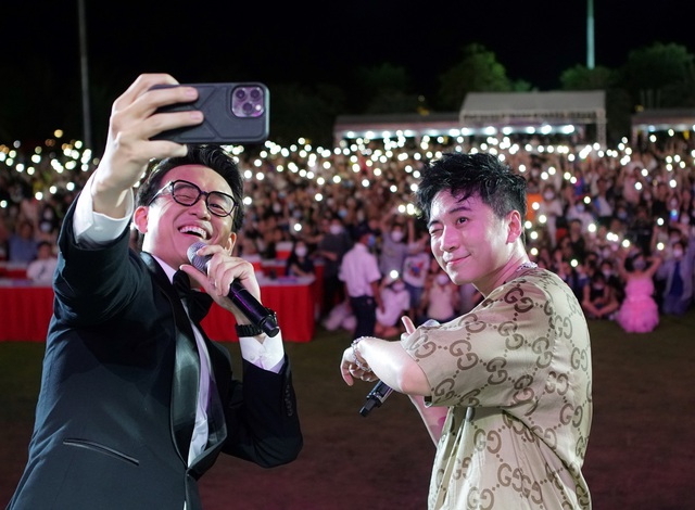 Cuối tuần b&ugrave;ng nổ tại đại nhạc hội Vinhomes Grand Park - Ảnh 4.