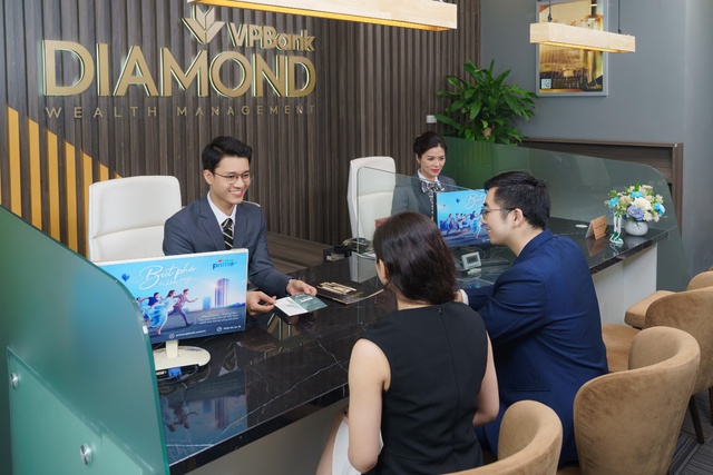 Các chi nhánh VPBank đồng loạt “thay áo mới” - Ảnh 6.