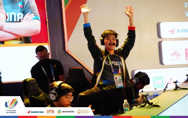 Chùm ảnh: Ngày thi đấu thứ nhất bộ môn Mobile Legends: Bang Bang tại SEA Games 31 - Ảnh 4.