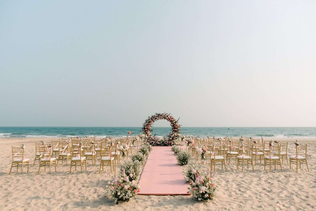 Bắt trend sao Việt tổ chức lễ cưới đặc biệt trên biển, ghé ngay resort này - Ảnh 3.
