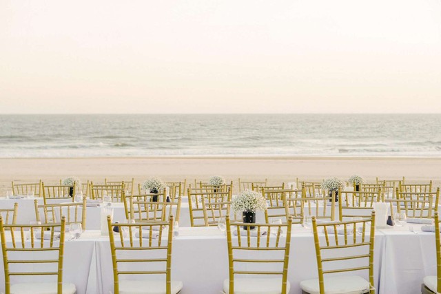 Bắt trend sao Việt tổ chức lễ cưới đặc biệt trên biển, ghé ngay resort này - Ảnh 5.