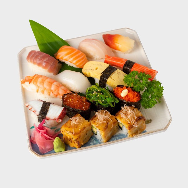 Mê món Nhật, bạn sẽ không thể bỏ qua địa chỉ “sashimi thuyền đá” đang hot rần rần - Ảnh 4.