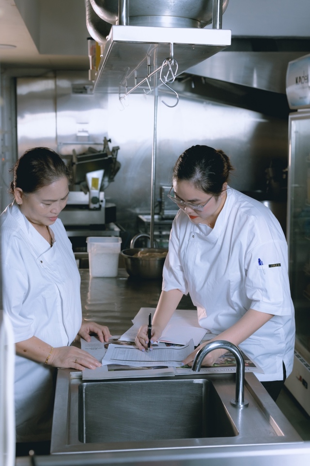 Hành trình tạo tiếng vang của chuỗi nhà hàng Cô Chung tại Singapore - Ảnh 5.