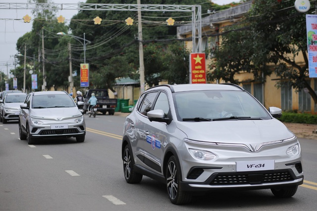 Electric taxi - A big turning point in the service car industry in Vietnam - Photo 1.