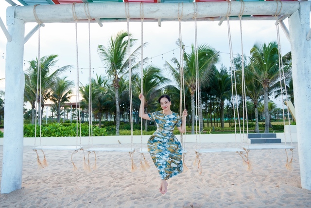 NSND Lê Khanh chọn Venezia Beach thành điểm đến cho gia đình đa thế hệ - Ảnh 3.