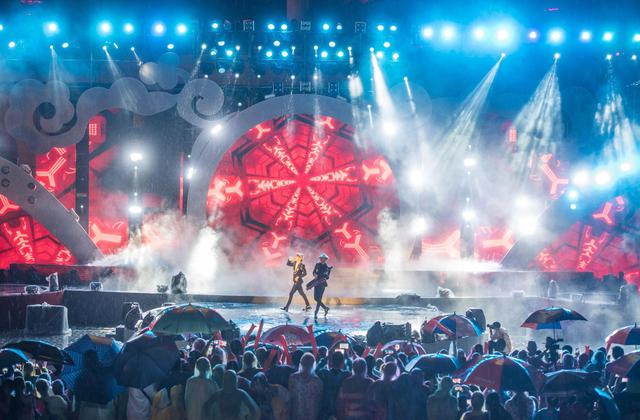 M&ugrave;a h&egrave; b&ugrave;ng nổ với chiến dịch &ldquo;Take me to Sun World&rdquo; tại c&aacute;c c&ocirc;ng vi&ecirc;n giải tr&iacute; h&agrave;ng đầu Việt Nam - Ảnh 3.