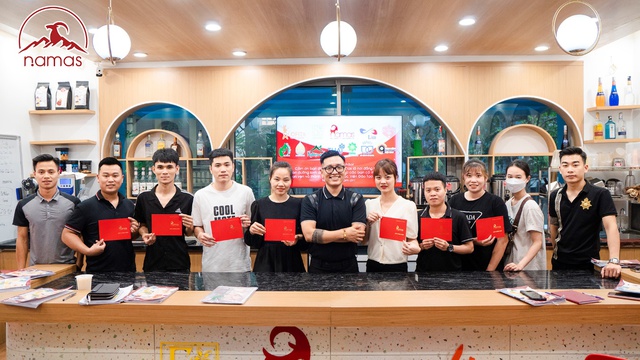Mừng sinh nhật 7 năm thành lập học viện đào tạo pha chế Namas - Ảnh 1.