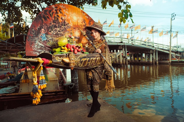 CEO Hương Nam Production House gây sốt cộng đồng mạng với bộ ảnh “National costume” Thái Lan - Ảnh 6.