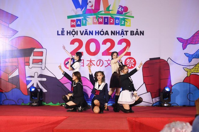 Dàn cosplayer “lên đồ” hút hồn tại Lễ hội Văn hóa Nhật Bản “VJIT Matsuri 2022” - Ảnh 4.
