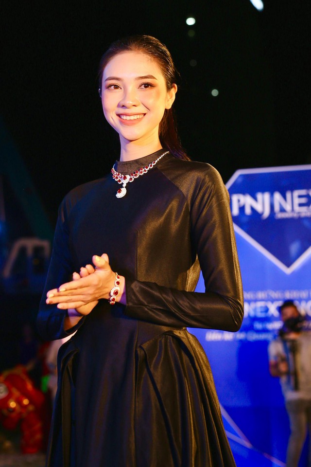 PNJ Next chính thức có mặt tại Nghệ An: “Chào sân” bằng show trang sức cực mãn nhãn - Ảnh 5.