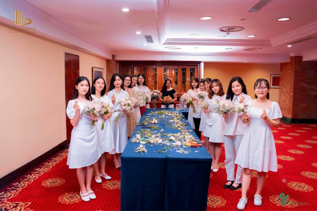 Khám phá workshop kết hoa cưới cực đặc biệt dành cho các cặp đôi tại Hanoi Tower - Ảnh 7.
