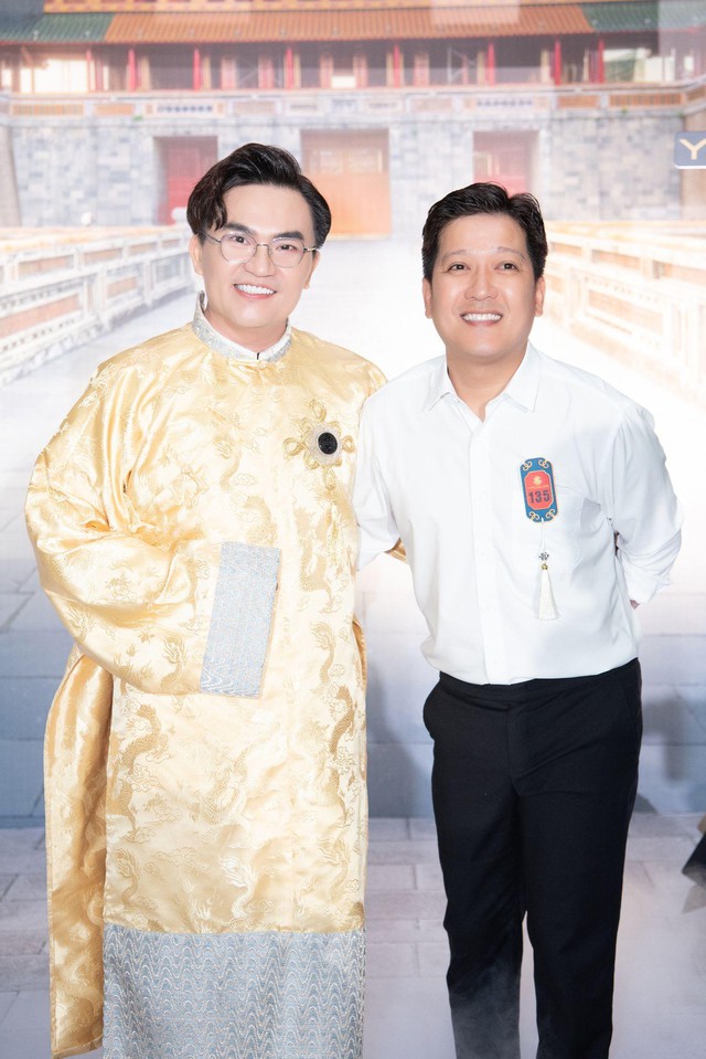 Trường Giang, Huỳnh Lập và dàn sao Việt ủng hộ Đại Nghĩa ra mắt thương hiệu Yacolee - Ảnh 2.