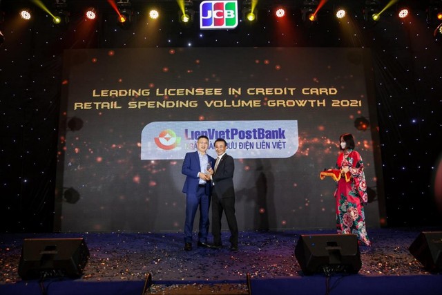 LienVietPostBank được vinh doanh 5 hạng mục danh giá của Tổ chức Thẻ quốc tế - Ảnh 3.