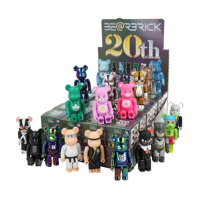 Be@rbrick chính thức có mặt tại Việt Nam thông qua kênh đối tác Sneaker Buzz - Ảnh 2.