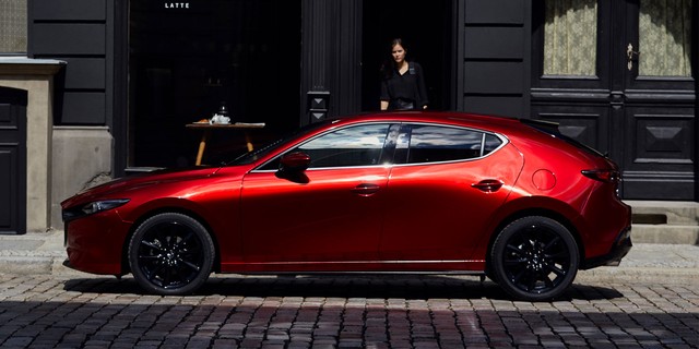 Mazda3 và Mazda CX-30 - Bộ đôi thế hệ 7G với những đột phá trong thiết kế và công nghệ - Ảnh 1.