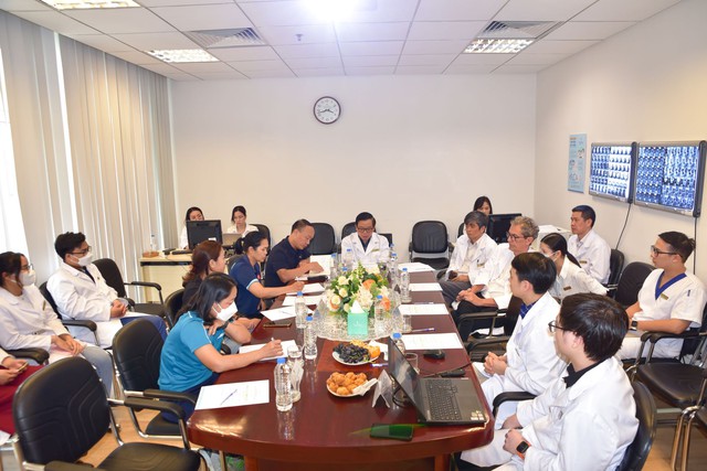 Tuyển thủ Quốc gia Chương Thị Kiều sẽ được ph&acirc;̃u thu&acirc;̣t tại Vinmec đ&ecirc;̉ chu&acirc;̉n bị cho World Cup 2023 - Ảnh 2.