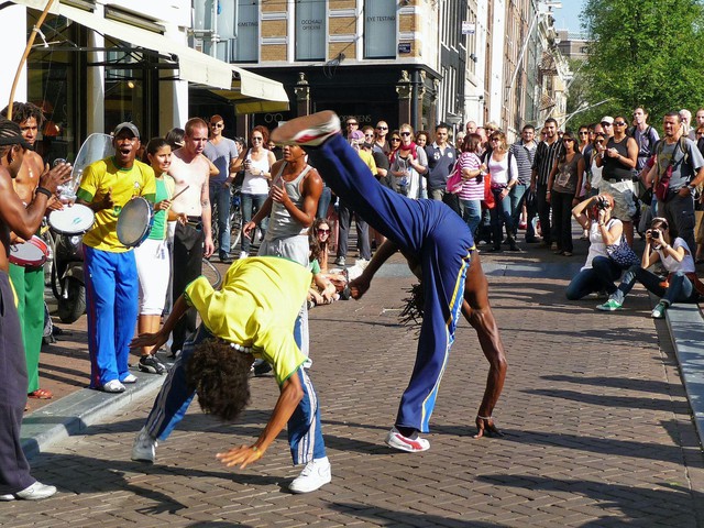 Street dance: Hành trình tìm điểm “chạm” và khẳng định cái tôi, thiết lập vị trí riêng trong đời sống giới trẻ - Ảnh 2.