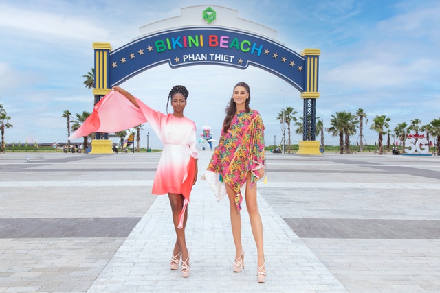 Bộ đôi Miss Earth tung ảnh siêu hot trong kỳ nghỉ dưỡng tại thành phố biển Phan Thiết - Ảnh 1.