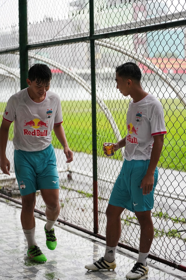 2 tài năng trẻ từ chương trình “Tuyển chọn tài năng bóng đá” do Red Bull và HAGL tổ chức được thi đấu ở Giải U17 Quốc gia - Ảnh 4.