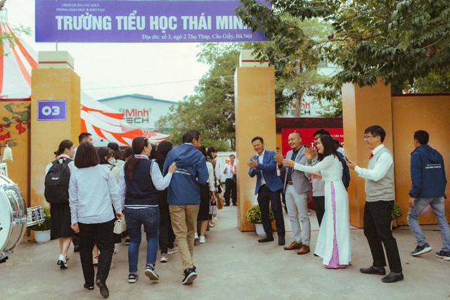 Cũng l&agrave; học sinh tiểu học m&agrave; học sinh n&agrave;y lạ lắm - Ảnh 3.