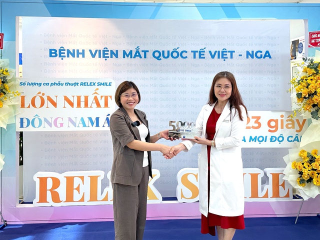 Bệnh Viện Mắt Quốc Tế Việt - Nga vinh dự nhận 4 giải thưởng thành tựu phẫu thuật khúc xạ của khu vực Đông Nam Á - Ảnh 4.