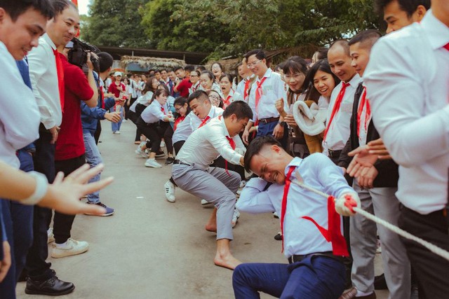 Cũng l&agrave; học sinh tiểu học m&agrave; học sinh n&agrave;y lạ lắm - Ảnh 5.