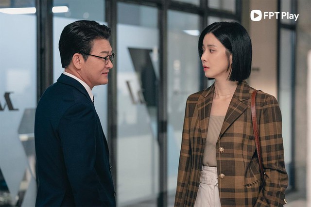 Lee Bo Young vào vai nữ hoàng quảng cáo, gây chú ý vì trở lại cực ngầu sau 2 năm ở ẩn - Ảnh 5.