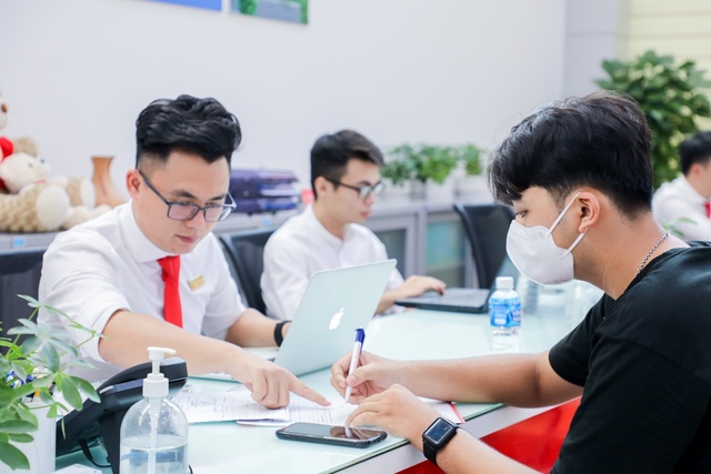 Trường đại học dành học bổng 100% cho thí sinh có chứng chỉ tiếng Anh IELTS - Ảnh 1.