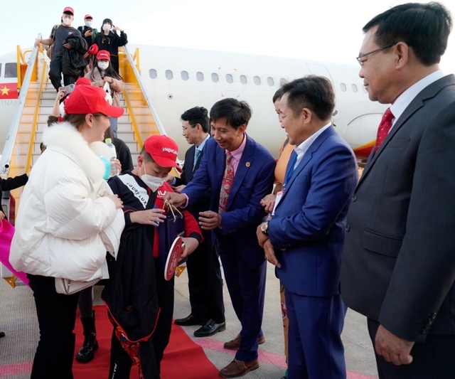 Chuyến bay Vietjet đưa những du khách Trung Quốc đầu tiên đến Nha Trang đầu năm mới - Ảnh 4.
