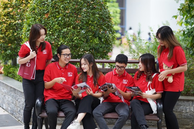 Đại học Kinh tế Quốc d&acirc;n tuyển sinh Kỳ m&ugrave;a Xu&acirc;n chương tr&igrave;nh Cử nh&acirc;n Quốc tế - Ảnh 1.