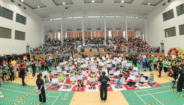 Gần 1200 học viên so tài, đọ sức tại Thế vận hội IELTS Fighter 2023 - Ảnh 1.