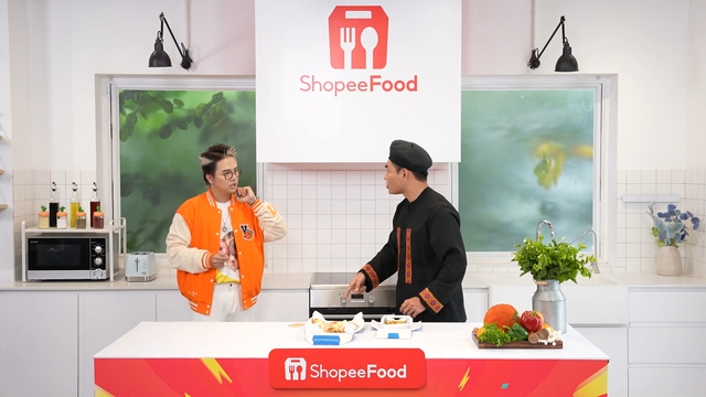 Sơ hở là đóng tiểu phẩm, Lê Dương Bảo Lâm khiến shipper Duy Khánh tính tiền muốn khờ - Ảnh 3.