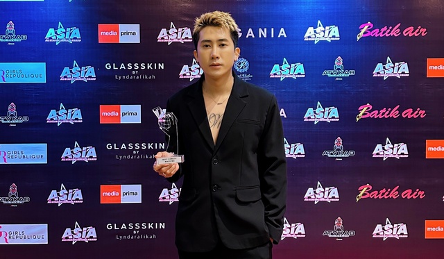Vương Kh&aacute;nh được vinh danh &ldquo;Best Comedy Maestro&rdquo; ch&acirc;u &Aacute; - Ảnh 2.