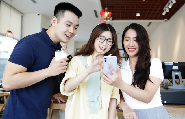 Kh&aacute;ch h&agrave;ng ấn tượng mạnh v&igrave; gọi taxi qua ứng dụng ng&acirc;n h&agrave;ng v&agrave; v&iacute; VNPAY gi&aacute; rẻ qu&aacute;, ưu đ&atilde;i li&ecirc;n ho&agrave;n, si&ecirc;u tiện lợi - Ảnh 2.