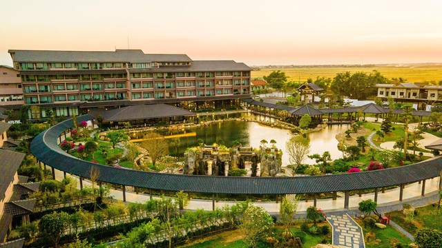 D&agrave;n th&iacute; sinh Miss Grand International 2023 &ldquo;đổ bộ&rdquo; KOBI Onsen Resort Hue - Ảnh 1.