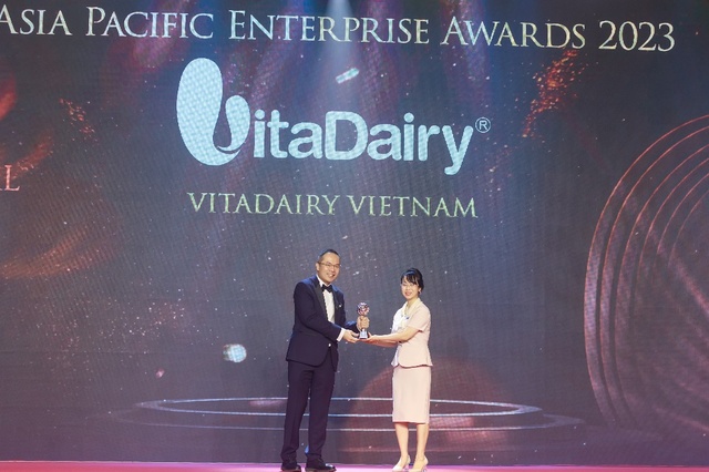 VitaDairy Việt Nam nhận cú đúp giải thưởng tại APEA 2023 - Ảnh 1.
