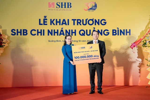Tăng cường phát triển mạng lưới, SHB khai trương chi nhánh tại Quảng Bình - Ảnh 3.