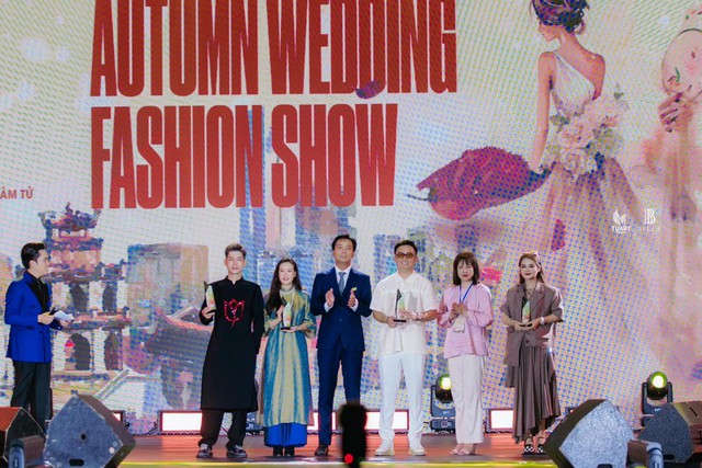 Dàn sao quy tụ trong show diễn của TuArt Wedding tại phố đi bộ Hoàn Kiếm - Ảnh 5.