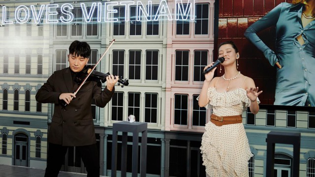 C&ugrave;ng d&agrave;n sao Việt kh&aacute;m ph&aacute; v&agrave; h&ograve;a m&igrave;nh v&agrave;o khung cảnh &ldquo;Địa Trung Hải&rdquo; tại chuỗi sự kiện t&aacute;i định vị thương hiệu của Mango - Ảnh 3.