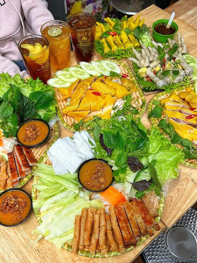 Kh&aacute;m ph&aacute; hương vị nem nướng Nha Trang ngon chuẩn vị c&ugrave;ng Hắt 2 &Ocirc; - Ảnh 4.