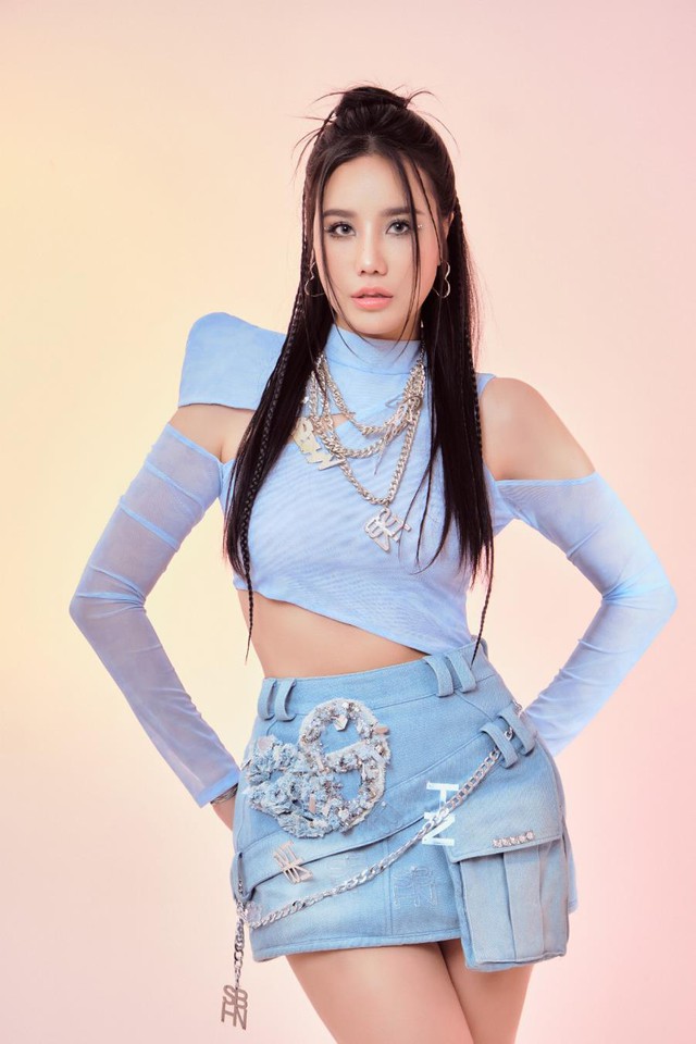 Á hậu 2 Miss Beauty Global 2018 Dương Yến Phi chuyển hướng sang lĩnh vực ca hát - Ảnh 2.