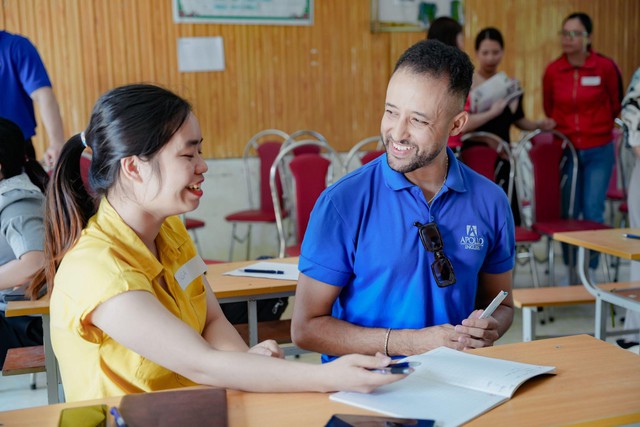 20/11 và lời hứa chưa bao giờ quên của những thầy cô giáo nước ngoài giàu tâm huyết dành cho trẻ vùng cao - Ảnh 4.