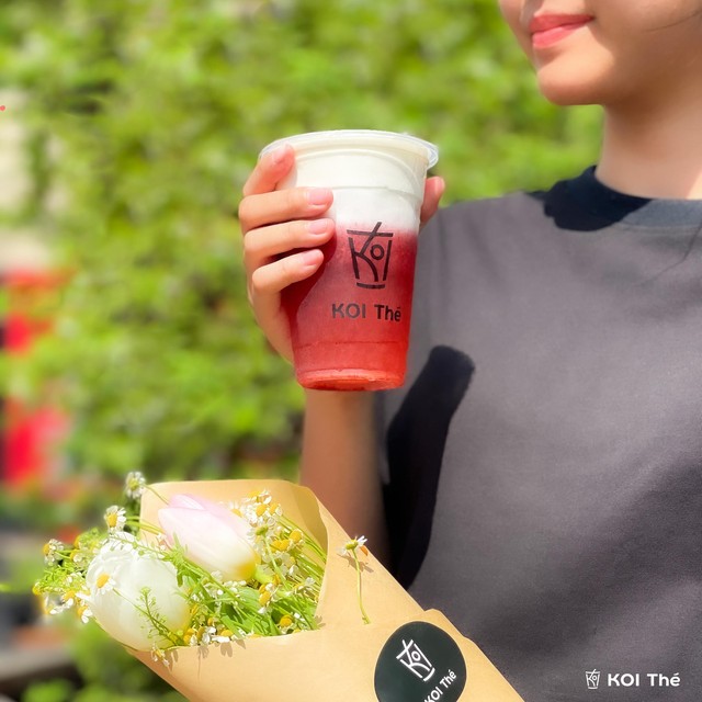 Độc quyền Strawberry Macchiato chỉ 32.000 đồng từ nhà KOI Thé, ShopeeFood có hết - Ảnh 4.