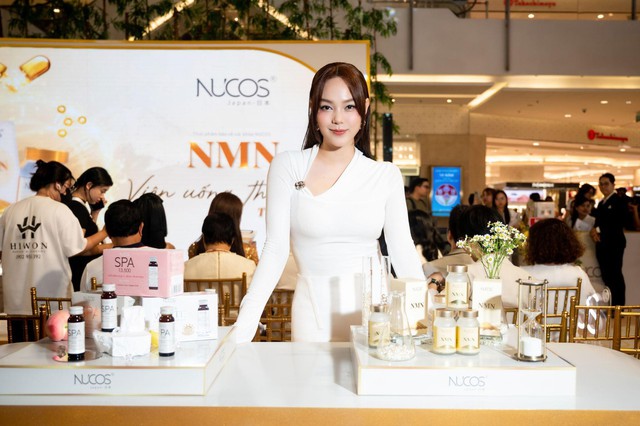 Minh Hằng khoe sắc rạng rỡ, Angela Phương Trinh thu hút ánh nhìn bởi diện mạo xinh đẹp tại sự kiện NUCOS NMN - Ảnh 2.