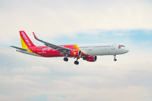 Vietjet tặng kh&aacute;ch Bay trước - Trả sau ưu đ&atilde;i 100.000 đồng - Ảnh 2.