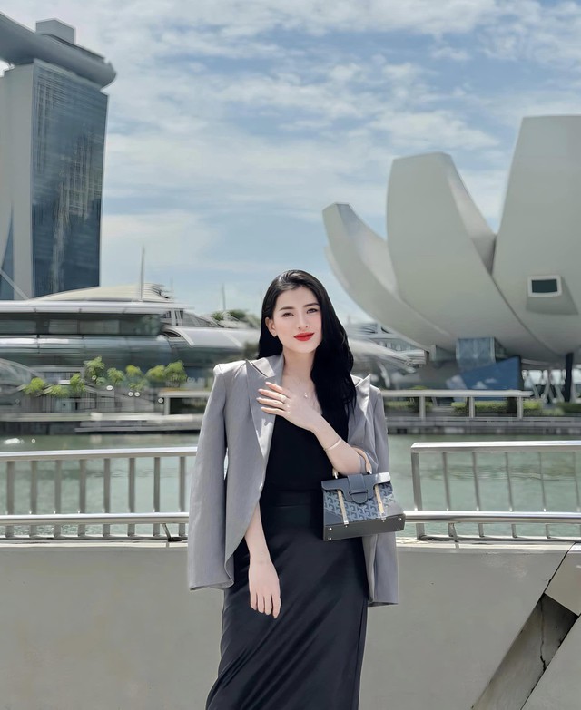 D&acirc;n t&igrave;nh khoe chiến t&iacute;ch săn sale livestream: c&ocirc;ng chiến thần l&agrave; 9 th&igrave; s&agrave;n điểm 10! - Ảnh 1.